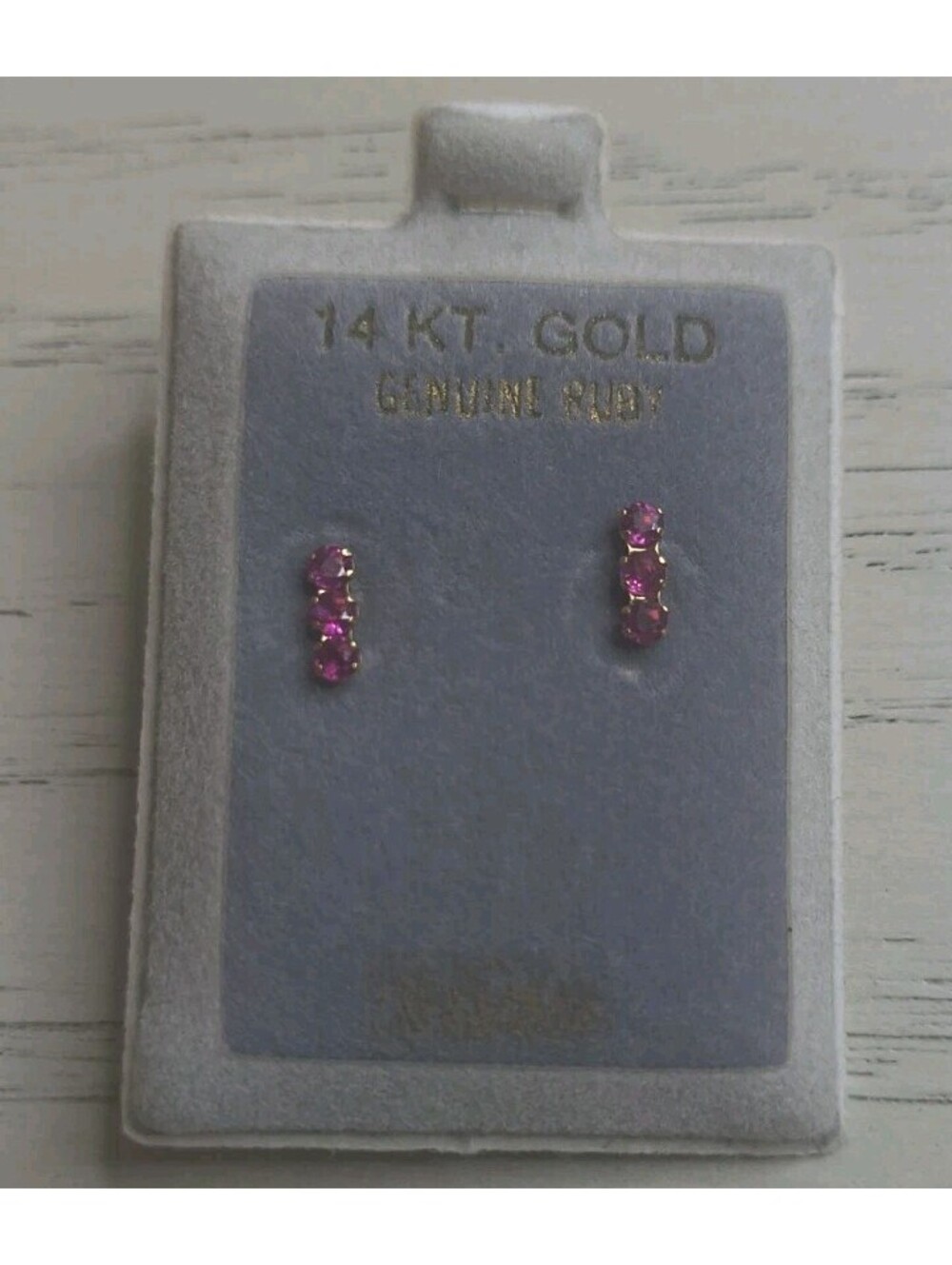 VINTAGE 14k diamond Genuine ruby Stud EARRINGS Yellow Gold Studs